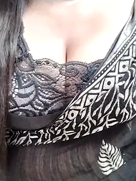 Nancy-22 online show from 10-17-25, 02:37