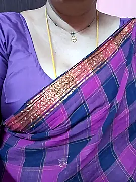 ananya956 online show from 04-15-26, 11:38