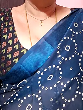 ananya956 online show from 04-21-26, 05:47