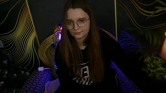 MagicPeachh  online show from 01-17-25, 01:56