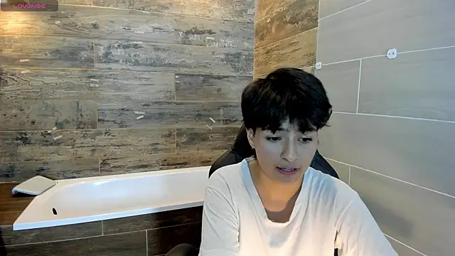 Snapshot of Bryce_Evans chatting on 02-26-25, 08:33 Bryce Evans online show from 02-26-25, 08:33