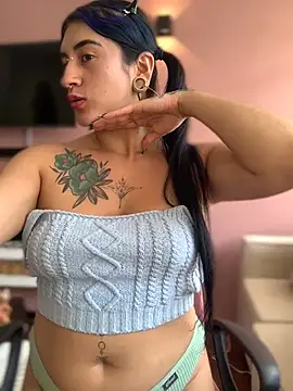 Snapshot of Lilith_Pink chatting on 01-19-25, 04:57 Lilith Pink online show from 01-19-25, 04:57