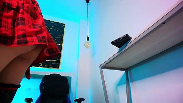 Snapshot of Bella_salvatore chatting on 10-17-25, 04:59 Bella salvatore online show from 10-17-25, 04:59