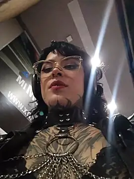 taaylor33 online show from 05-15-26, 11:12