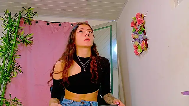 Snapshot of scarlet-jonesx chatting on 05-22-26, 12:51 scarlet-jonesx online show from 05-22-26, 12:51