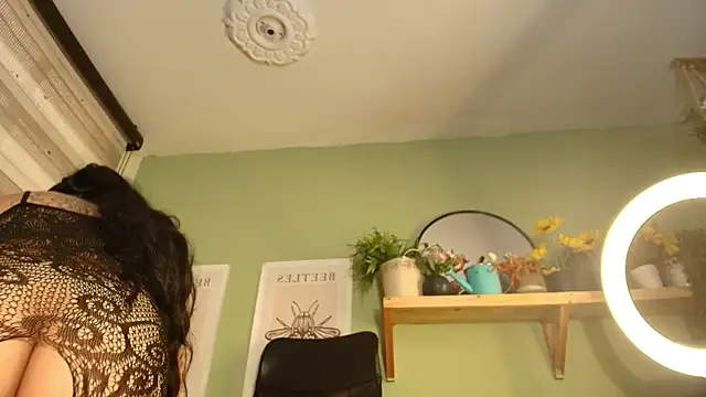 Snapshot of SheryLee chatting on 02-27-25, 05:15 SheryLee online show from 02-27-25, 05:15