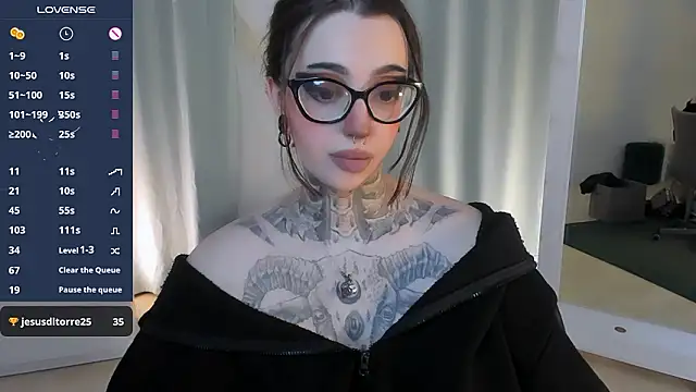 Dixi Pixi  online show from 03-26-26, 05:46