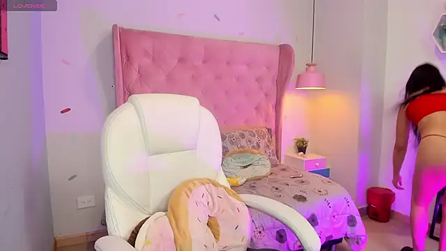 Chloe fischer  online show from 02-14-26, 03:53