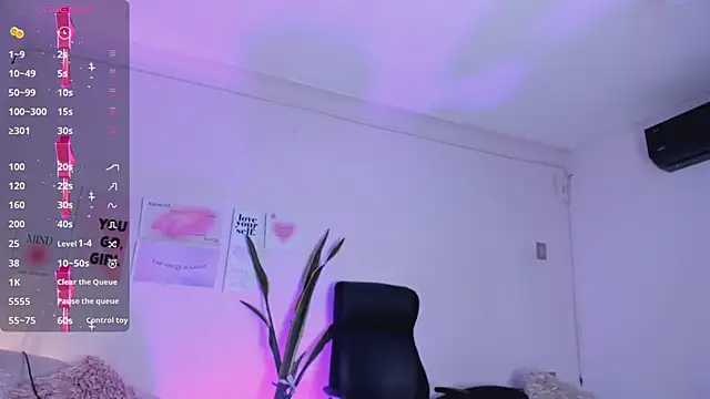 MissSussy online show from 02-13-25, 03:18