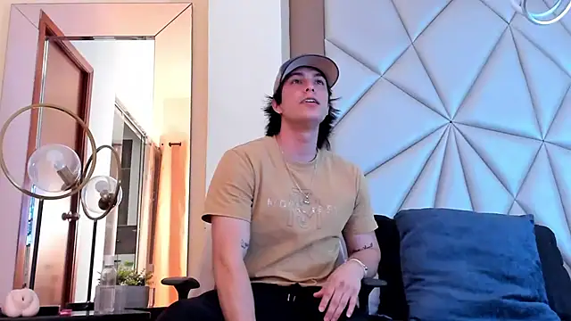 Karimferrer online show from 02-07-25, 03:23