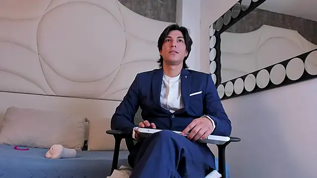 Karimferrer online show from 09-19-25, 08:09