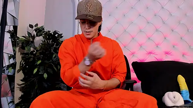 Karimferrer online show from 03-31-26, 03:52