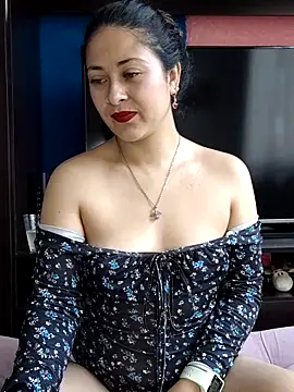 Snapshot of LisbethMoore_ chatting on 03-12-26, 02:23 LisbethMoore online show from 03-12-26, 02:23