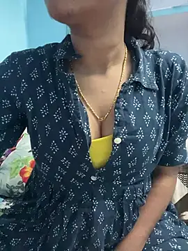 Snapshot of Spicy_sari_girl chatting on 01-09-25, 10:52 Spicy sari girl online show from 01-09-25, 10:52