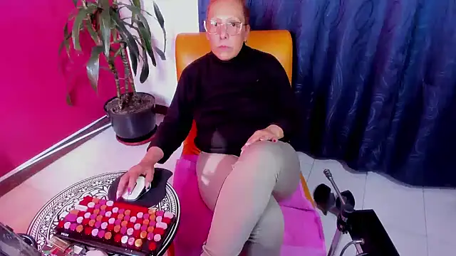 BrendaSex Hot online show from 11-07-25, 07:58