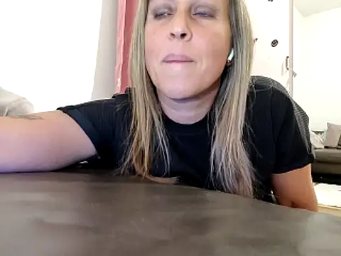 sweethotmilf888 online show from 12-03-25, 04:49