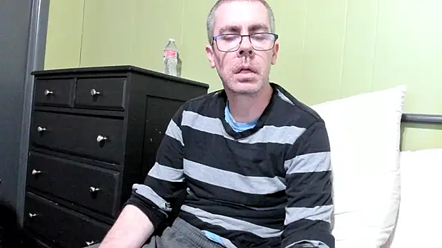 Snapshot of ImportantEquator0 chatting on 09-28-25, 08:25 ImportantEquator0 online show from 09-28-25, 08:25