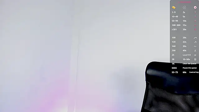 sophie alice  online show from 02-13-25, 02:20