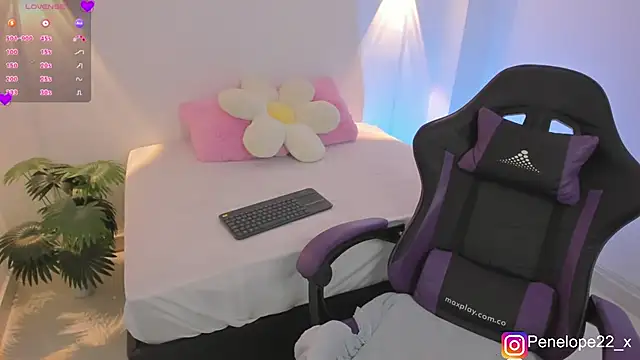 penelope22x  online show from 04-03-26, 07:06