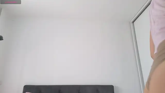 kimmie meow online show from 07-11-26, 06:05