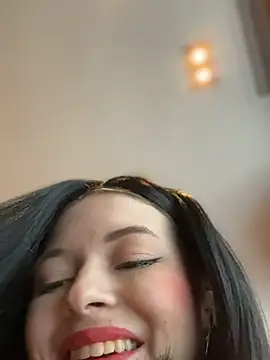 Snapshot of Times__Square chatting on 02-01-25, 10:26 Times Square online show from 02-01-25, 10:26