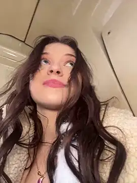 Snapshot of Times__Square chatting on 02-15-25, 08:11 Times Square online show from 02-15-25, 08:11