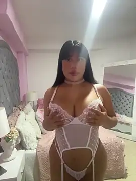 AshleyFerrer online show from 11-16-25, 01:17