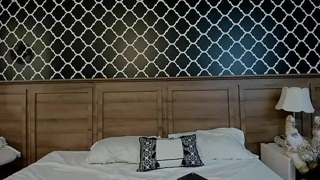 Amber Rush  online show from 12-15-25, 10:47