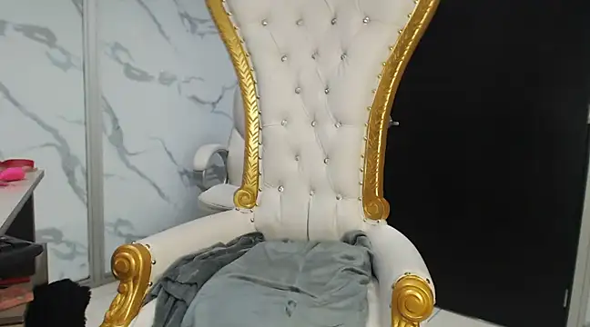 Snapshot of VaneLin18 chatting on 01-17-25, 07:30 VaneLin18 online show from 01-17-25, 07:30