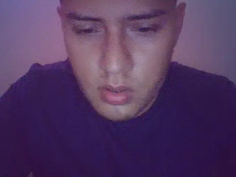 Snapshot of Malandralle chatting on 12-01-25, 05:45 Malandralle online show from 12-01-25, 05:45