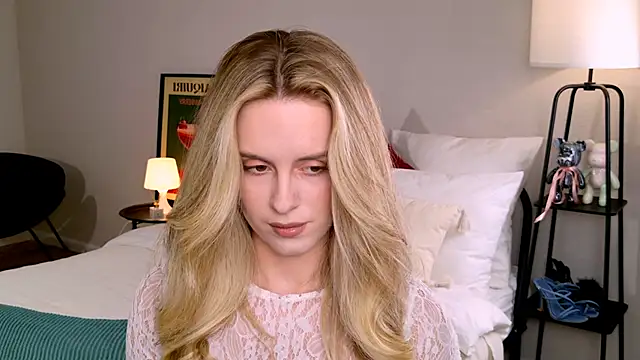 RozzitaBedberry online show from 10-06-25, 01:30