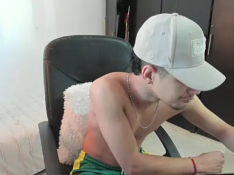 Chandler ken online show from 09-10-25, 12:27