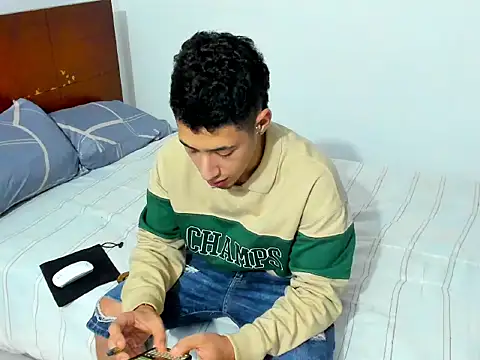 Chandler ken online show from 12-05-25, 02:09