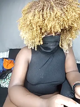 smileyboobs1 online show from 11-11-25, 01:38