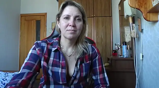 IrinaB1 online show from 02-19-25, 07:50