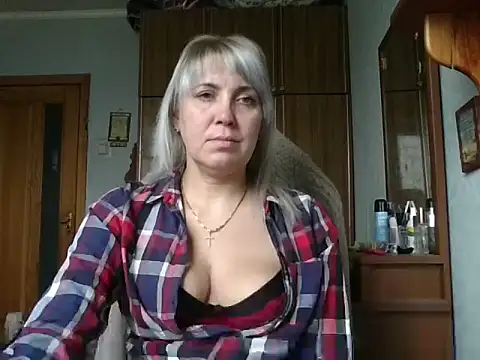 IrinaB1 online show from 12-23-25, 11:08