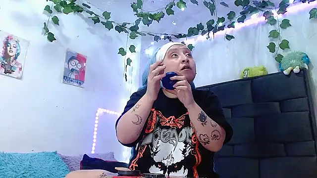 the lesbian game online show from 04-07-26, 06:19