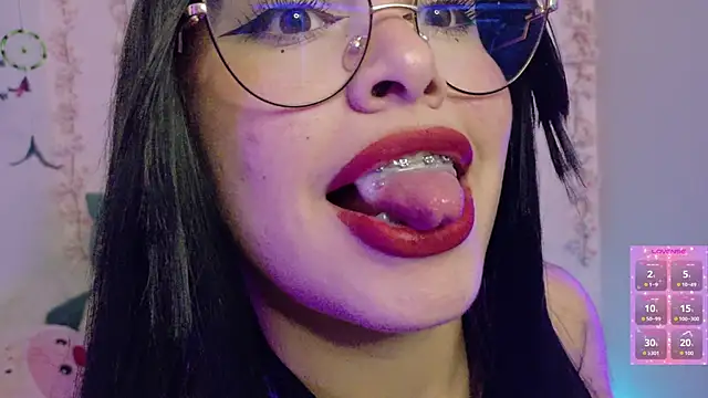 Haelycute online show from 03-19-26, 12:47