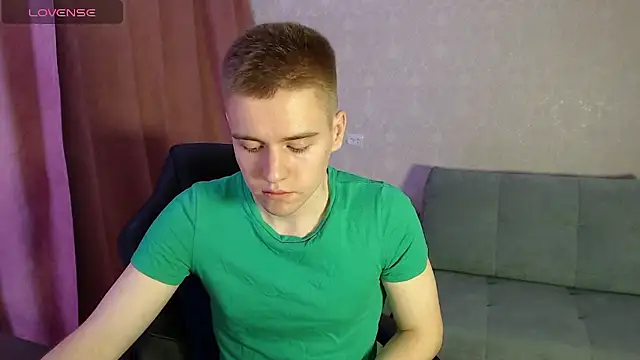 Snapshot of Joni_Huber chatting on 01-15-26, 07:06 Joni Huber online show from 01-15-26, 07:06