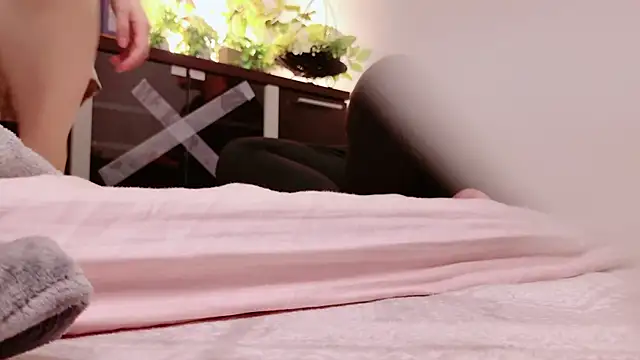 Mia--meow online show from 01-19-25, 01:12