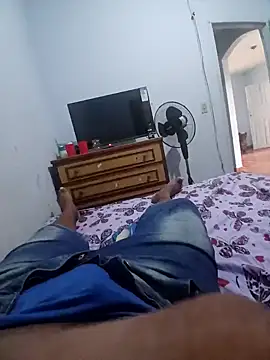 Snapshot of morenogts69 chatting on 02-20-25, 05:40 morenogts69 online show from 02-20-25, 05:40