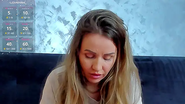 3lla Rose online show from 03-05-26, 07:54