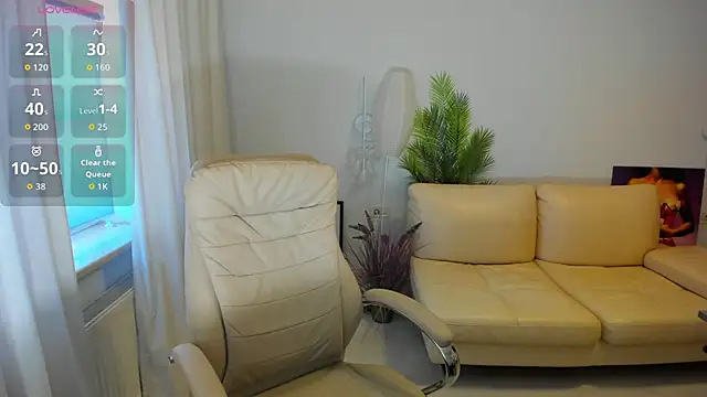 Snapshot of Daniela_Kitty_ chatting on 05-16-26, 08:22 Daniela Kitty online show from 05-16-26, 08:22