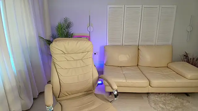 Daniela Kitty  online show from 07-29-26, 07:50