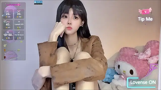 Snapshot of O0_0Q chatting on 12-02-24, 07:38 O0 0Q online show from 12-02-24, 07:38