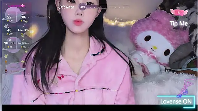 Snapshot of O0_0Q chatting on 12-21-24, 07:06 O0 0Q online show from 12-21-24, 07:06