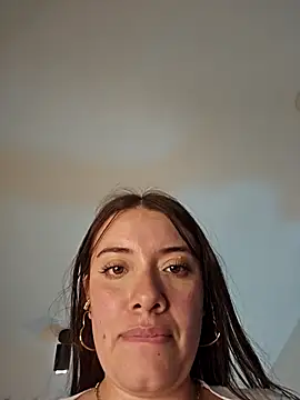 Snapshot of valery_mora chatting on 01-20-25, 01:21 valery mora online show from 01-20-25, 01:21