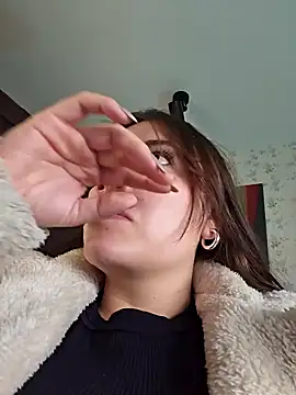 Snapshot of valery_mora chatting on 02-05-25, 01:54 valery mora online show from 02-05-25, 01:54