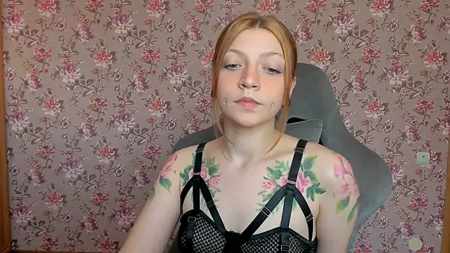 Lolly Haze online show from 06-09-26, 04:13