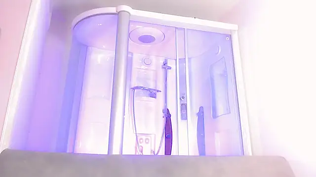 sexy-luna-star-ts online show from 10-10-25, 04:44